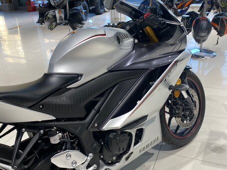 2019 Yamaha YZF-R3, серый, 750000 рублей, вид 3