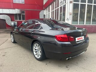 2012 BMW 5 серии 528i VI (F10/F11/F07), серый, 1599999 рублей, вид 3