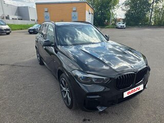 2021 BMW X5 30d IV (G05/G18), чёрный, 9000000 рублей, вид 3