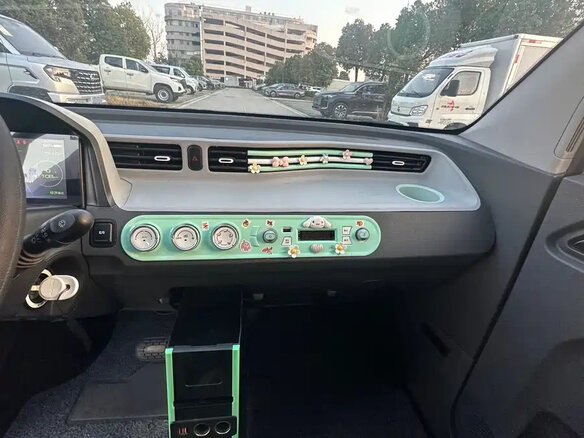 2023 Wuling Mini EV 9 kWh II, зелёный, 700000 рублей - вид 6