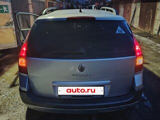 2008 Renault Megane II Рестайлинг, серебристый, 380000 рублей, вид 4