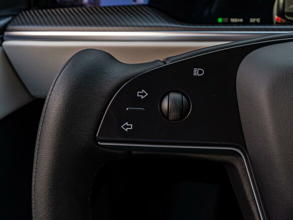 2024 Tesla Model X Plaid I Рестайлинг, чёрный, 12419000 рублей - вид 21