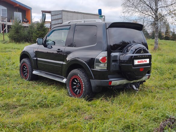 2008 Mitsubishi Pajero IV, чёрный, 1650000 рублей - вид 5
