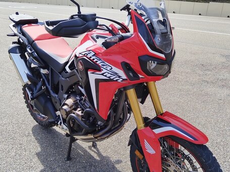 2016 Honda CRF 1000L Africa Twin, красный, 1313000 рублей, вид 1