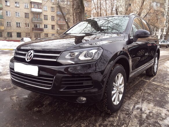 2014 Volkswagen Touareg II, чёрный