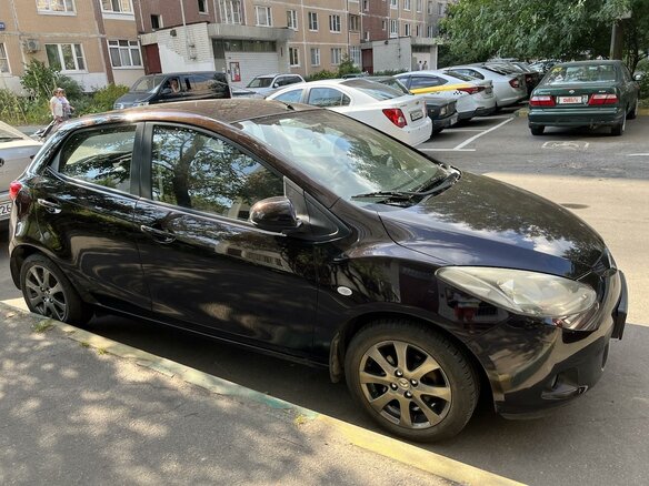 2008 Mazda 2 II (DE), пурпурный, 650000 рублей - вид 2
