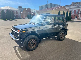 2022 Lada (ВАЗ) Niva Legend I, чёрный, 1290000 рублей, вид 2