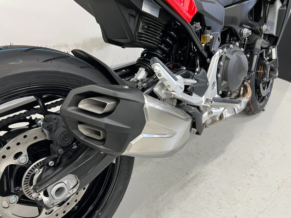 2024 BMW F 900 R, красный, 1160000 рублей - вид 6