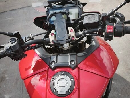 2015 Yamaha MT-09 Tracer (FJ-09), красный, 659000 рублей, вид 5