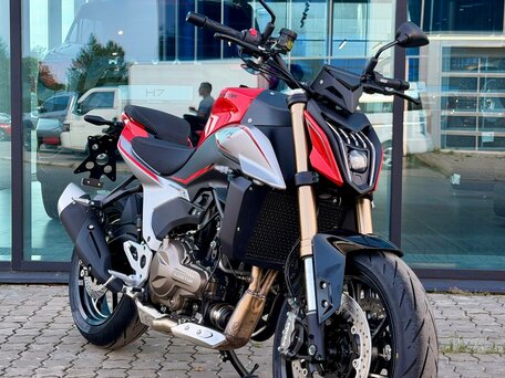 2026 QJMotor SRK 550, красный, 569000 рублей, вид 1