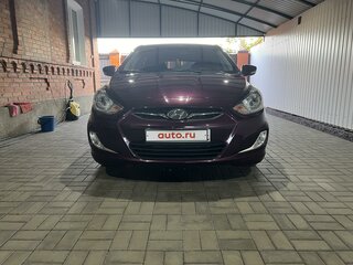 2011 Hyundai Solaris I, фиолетовый, 990000 рублей, вид 2