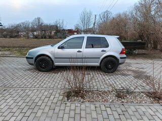 2001 Volkswagen Golf IV, серебристый, 370000 рублей, вид 2