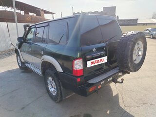 1998 Nissan Patrol V (Y61), зелёный, 1250000 рублей, вид 3