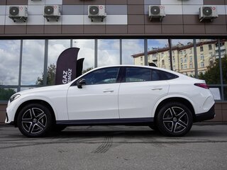 2025 Mercedes-Benz GLC Coupe 260 II (C254), белый, 7090000 рублей, вид 2
