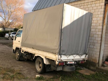 1997 Toyota Toyoace, белый, 1070000 рублей, вид 5