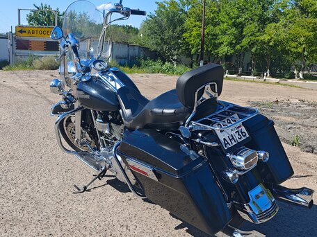 2005 Harley-Davidson Road King, чёрный, 900000 рублей, вид 5