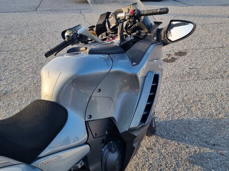 2007 Kawasaki GTR 1400 (Concours 14), серый, 650000 рублей, вид 2