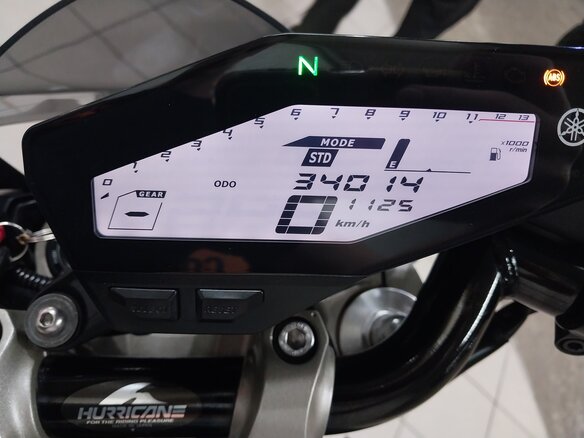 2014 Yamaha MT-09 (FZ-09), серый, 675000 рублей - вид 4