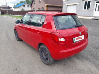 2008 Skoda Fabia II, красный, 400000 рублей, вид 4
