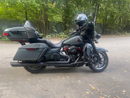 2019 Harley-Davidson Electra Glide, серый, 2200000 рублей, вид 2