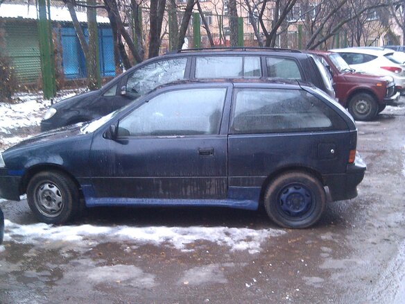1991 Suzuki Swift II, синий
