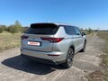2021 Mitsubishi Outlander IV, серебристый, 2390000 рублей - вид 3
