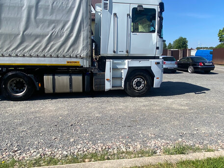 2011 Renault Magnum, белый, 3999000 рублей, вид 2