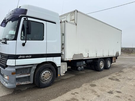 1999 Mercedes-Benz 2435, белый, 2200000 рублей, вид 4