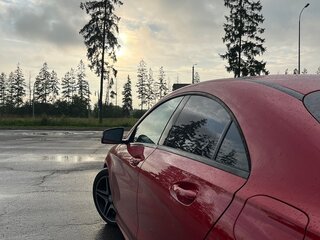 2015 Mercedes-Benz CLA 200 I (C117, X117), красный, 1690000 рублей, вид 4