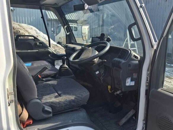 2004 Nissan Atlas, белый, 3440000 рублей - вид 14