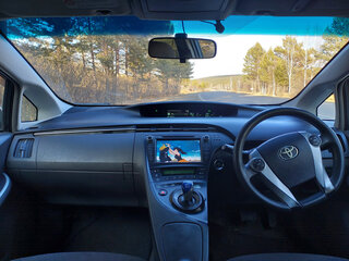2010 Toyota Prius III (XW30), серебристый, 850000 рублей, вид 5