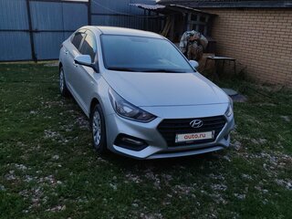 2017 Hyundai Solaris II, серебристый, 1350000 рублей, вид 1