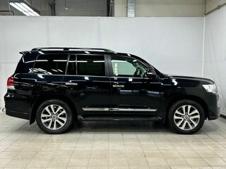 2018 Toyota Land Cruiser 200 Series Рестайлинг 2, чёрный, 9200000 рублей, вид 5