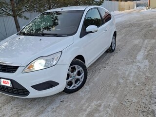 2011 Ford Focus II Рестайлинг, белый, 550000 рублей, вид 2