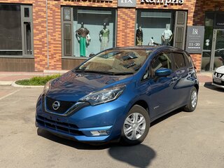 2017 Nissan Note e-Power II Рестайлинг, синий, 1350000 рублей, вид 3