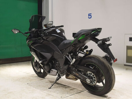 2023 Kawasaki Ninja 1000 SX, чёрный, 1400000 рублей, вид 5