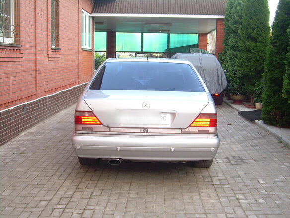1998 Mercedes-Benz S-Класс 300 III (W140) Рестайлинг, серебристый - вид 2