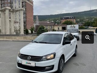 2019 Volkswagen Polo V Рестайлинг, белый, 920000 рублей, вид 2