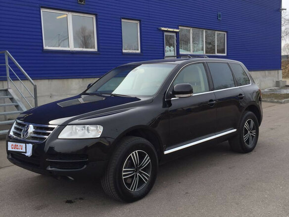 2005 Volkswagen Touareg I, чёрный - вид 2