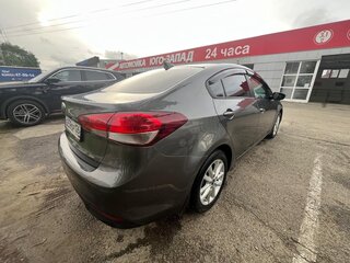2017 Kia Cerato III Рестайлинг (Classic), серый, 1470000 рублей, вид 2