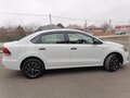2017 Volkswagen Polo V Рестайлинг, белый, 1385000 рублей - вид 2