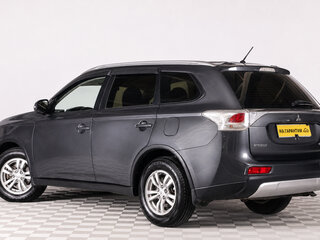 2014 Mitsubishi Outlander III, серый, 1749000 рублей, вид 4