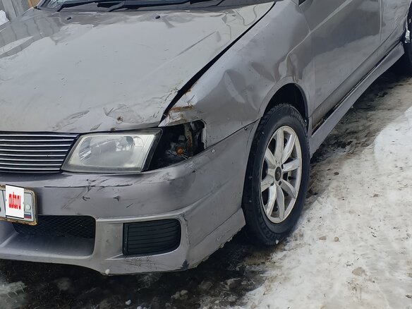 1999 Nissan Wingroad II (Y11), серый, 220000 рублей