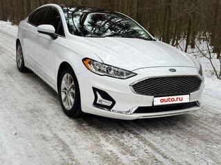 2019 Ford Fusion (North America) II Рестайлинг, белый, 1650000 рублей, вид 1