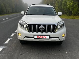 2015 Toyota Land Cruiser Prado 150 Series Рестайлинг 1, белый, 3700000 рублей, вид 2