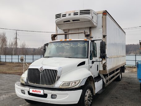 2004 International S-Series, белый, 1600000 рублей, вид 5