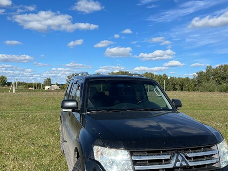 2007 Mitsubishi Pajero IV, чёрный, 1500000 рублей, вид 1