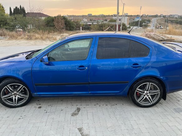 2006 Skoda Octavia RS II, синий, 950000 рублей - вид 6