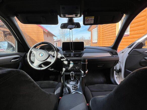 2014 BMW X1 20i I (E84) Рестайлинг, белый, 1650000 рублей - вид 21
