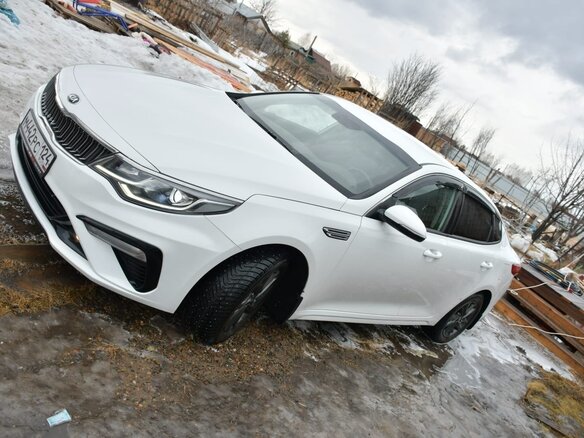 2019 Kia Optima IV Рестайлинг, белый, 1650000 рублей - вид 13